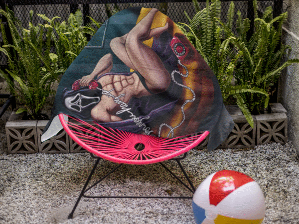 Halloqueer Scream Towel ()