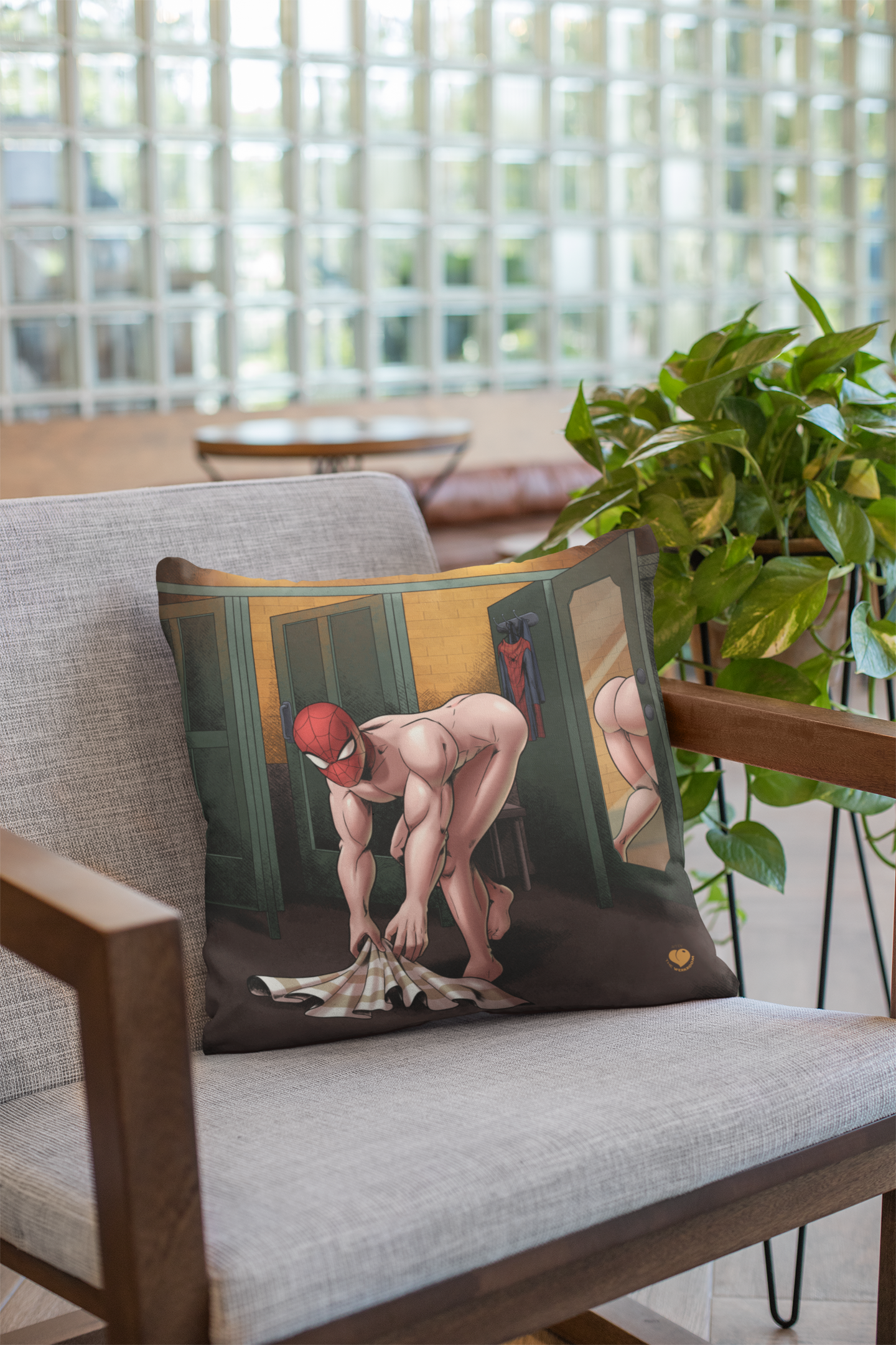 Limited Edition Spider Stripped Man ()