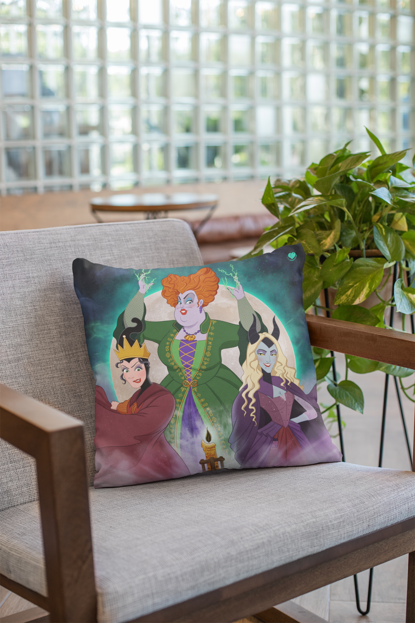 Special Edition Hocus Pocus Villains Pillow ()